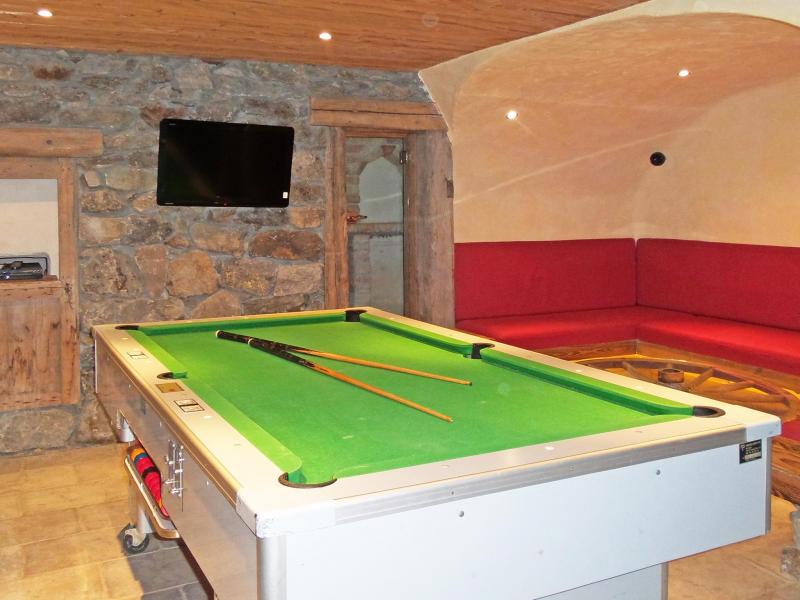 Rent in ski resort Chalet Bucher - Champagny-en-Vanoise - Pool