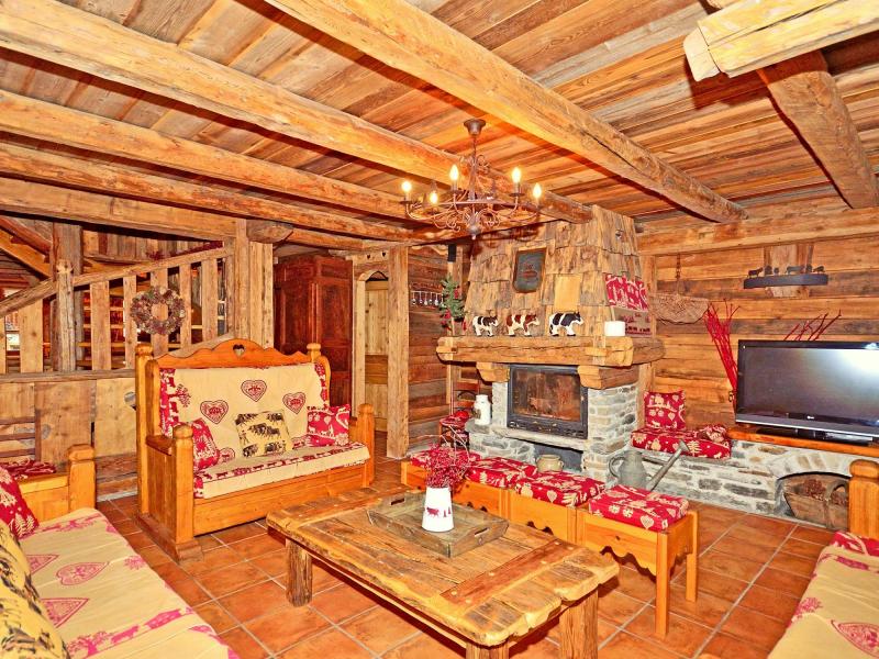 Rent in ski resort Chalet Champagny CPV01 - Champagny-en-Vanoise - Living room