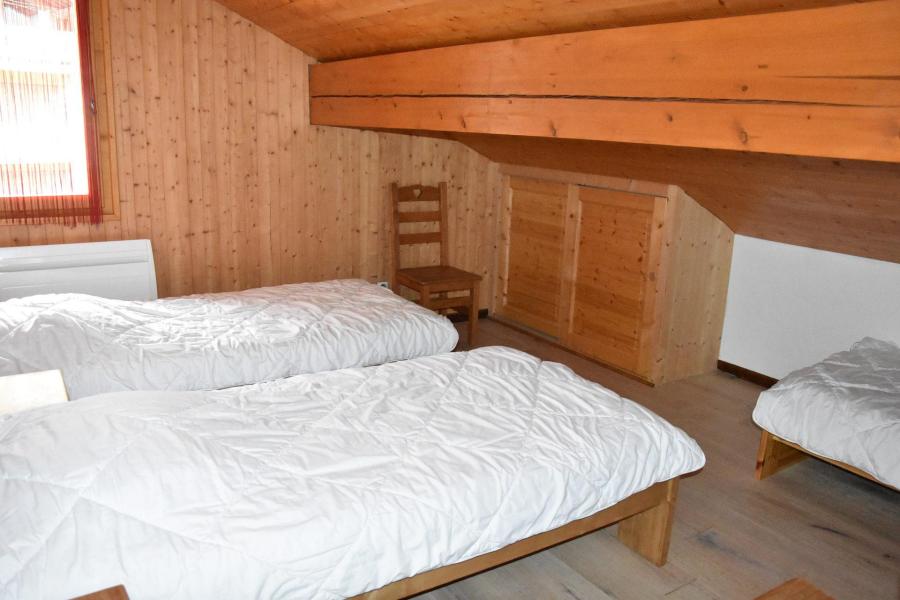 Rent in ski resort 5 room duplex apartment 10 people (4) - Chalet Cristal - Champagny-en-Vanoise - Bedroom