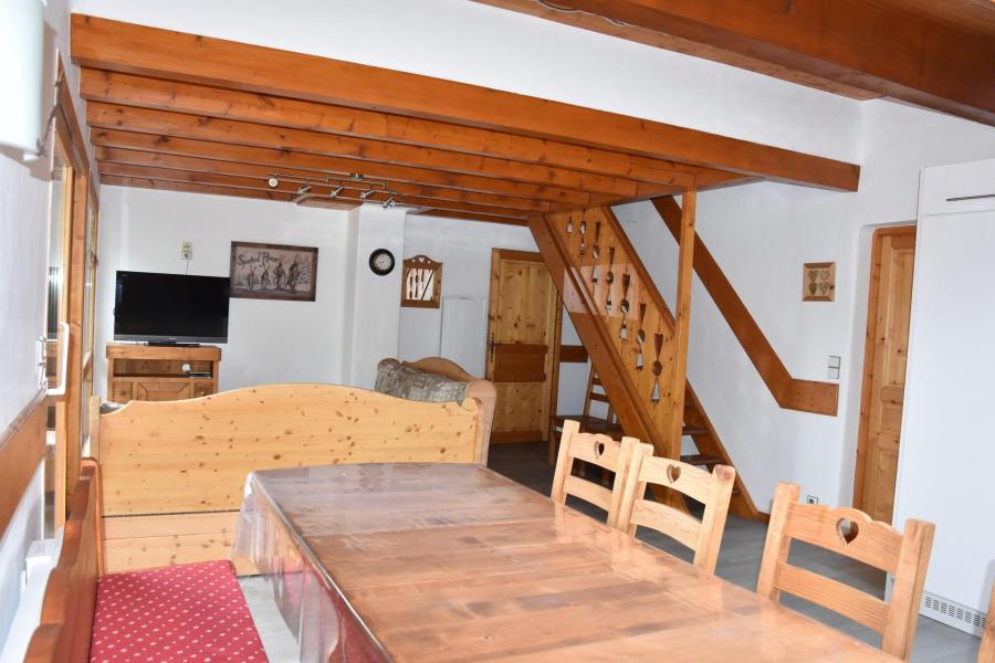 Rent in ski resort 5 room duplex apartment 10 people (4) - Chalet Cristal - Champagny-en-Vanoise - Living room