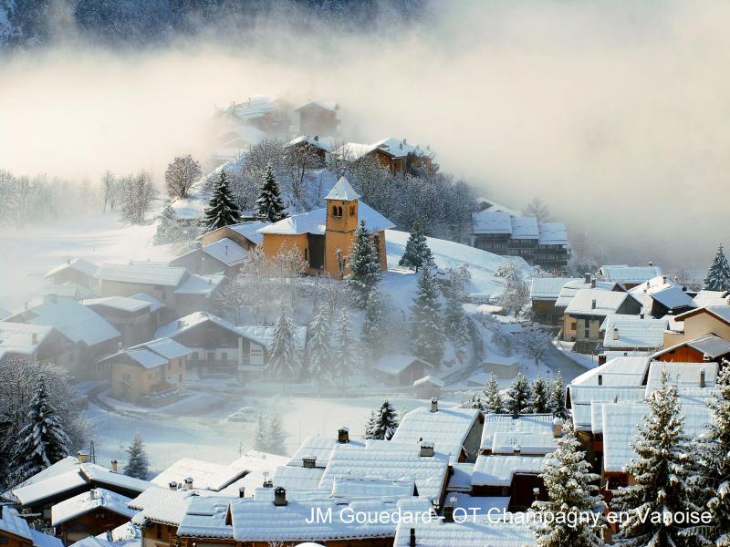 Rent in ski resort Chalet de la Côte - Champagny-en-Vanoise - Winter outside