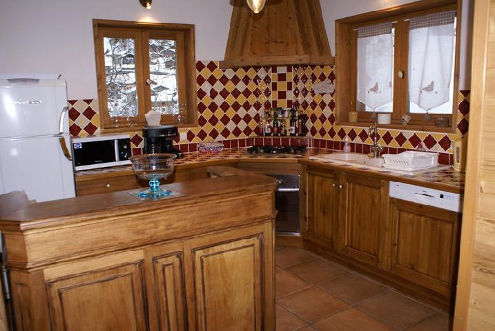 Wynajem na narty Domek górski duplex 5 pokojowy dla 8-10 osób - Chalet la Sauvire - Champagny-en-Vanoise - Kuchnia otwarta