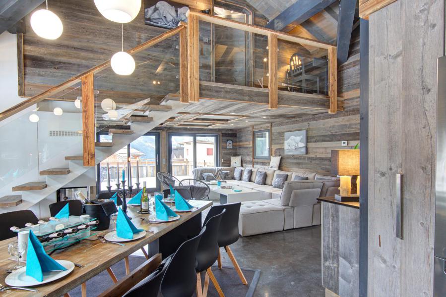 Rent in ski resort Chalet Mountain Paradise - Champagny-en-Vanoise - Living area