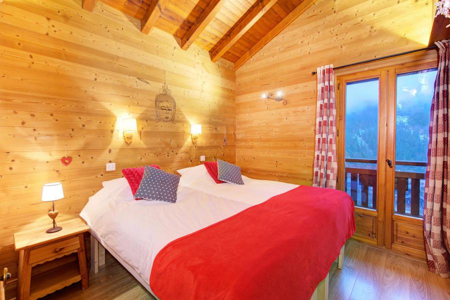 Rent in ski resort Chalet Rosa Villosa - Champagny-en-Vanoise - Bedroom