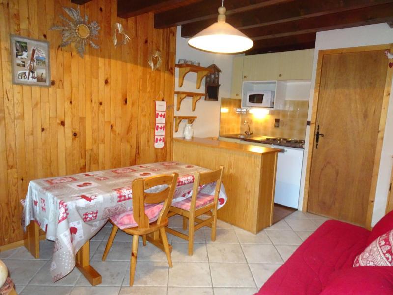 Wynajem na narty Apartament 3 pokojowy 4 osób (D18) - Les Hauts de Planchamp - Champagny-en-Vanoise - Pokój gościnny