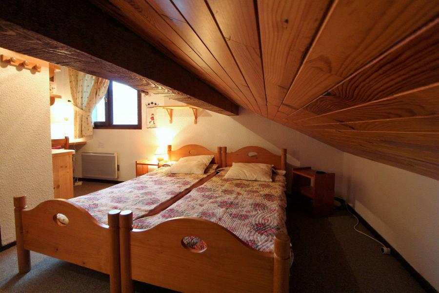 Ski verhuur Appartement duplex 4 kamers 7 personen (B036P) - Les Hauts de Planchamp - Bruyères - Champagny-en-Vanoise - Kamer