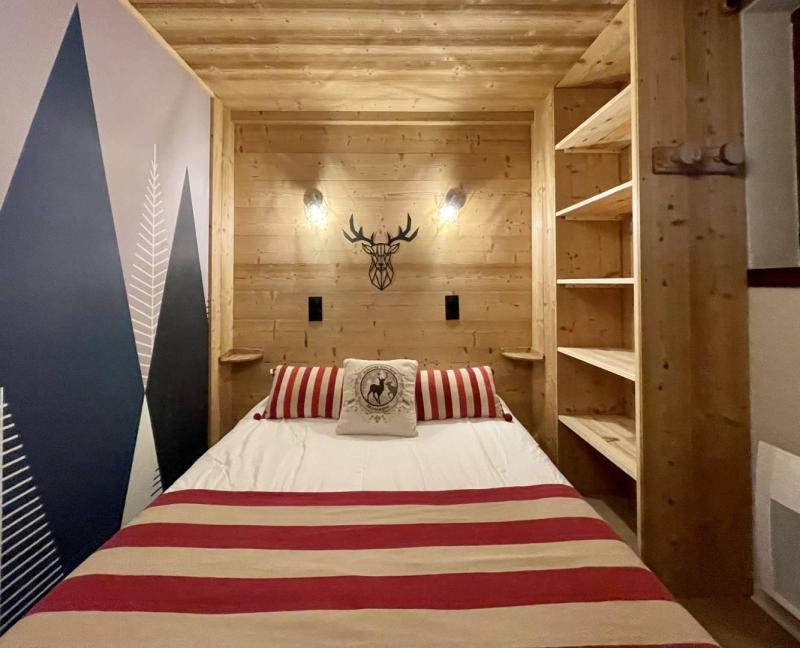 Rent in ski resort 4 room duplex apartment sleeping corner 8 people (18) - Résidence Club Alpina - Champagny-en-Vanoise - Bedroom
