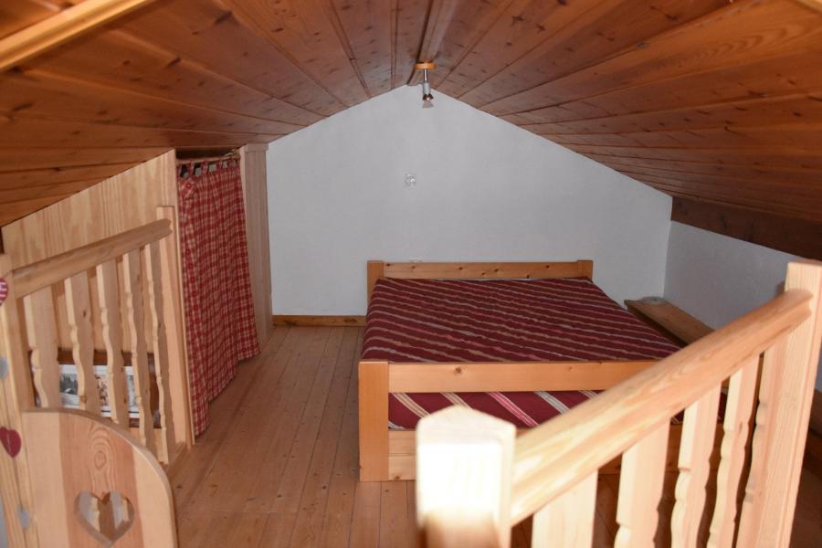 Rent in ski resort 2 room apartment 4 people (GENTIANE) - Résidence Flor'Alpes - Champagny-en-Vanoise - Bedroom