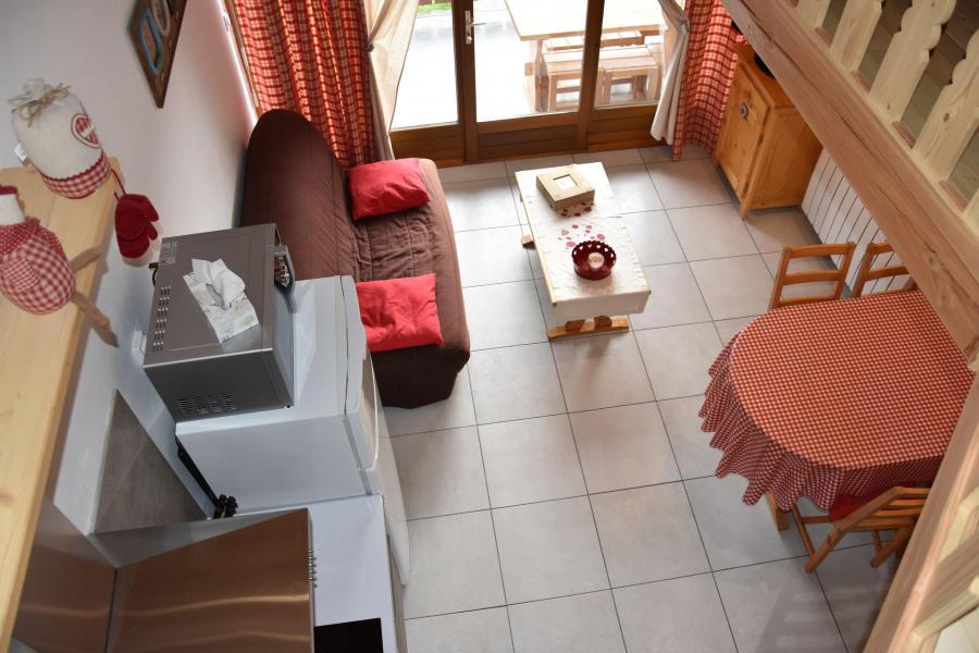 Rent in ski resort 2 room apartment 4 people (GENTIANE) - Résidence Flor'Alpes - Champagny-en-Vanoise - Living room