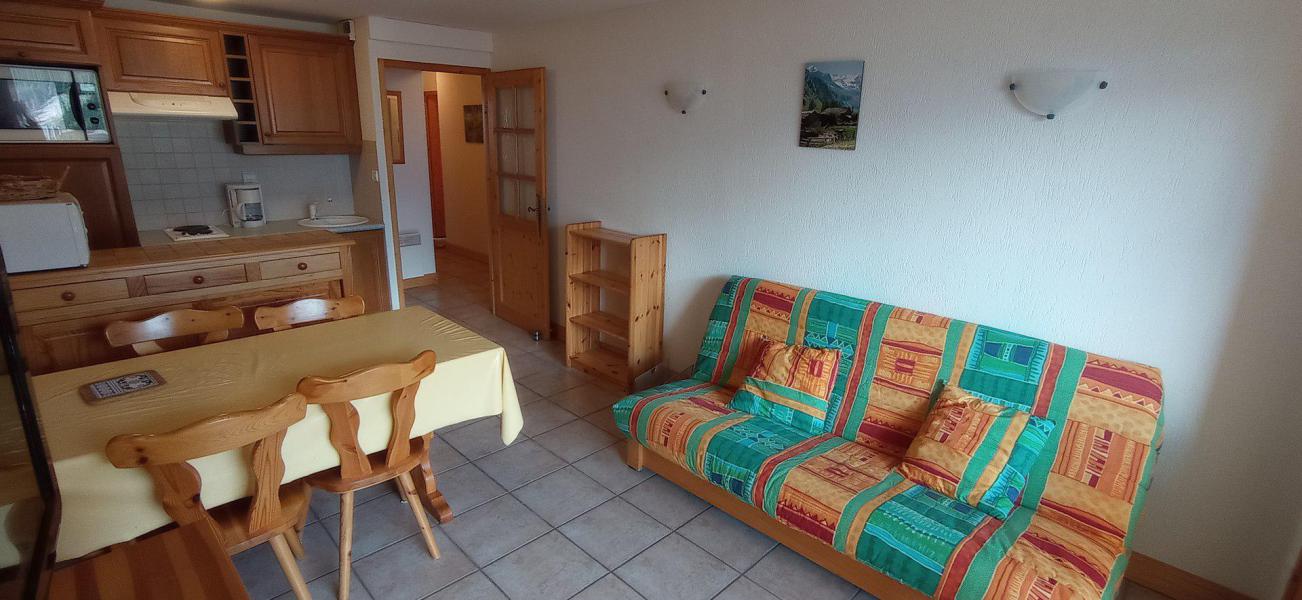 Rent in ski resort 3 room apartment 4 people (006CL) - Résidence la Tour du Merle - Champagny-en-Vanoise - Living room