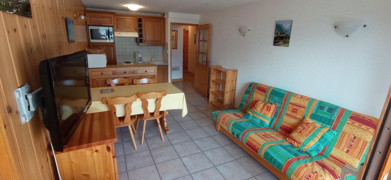 Rent in ski resort 3 room apartment 4 people (006CL) - Résidence la Tour du Merle - Champagny-en-Vanoise - Living room