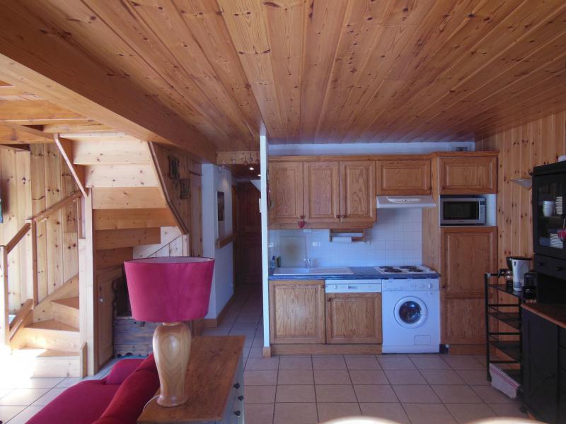 Rent in ski resort 4 room duplex apartment 7 people (009P) - Résidence la Tour du Merle - Champagny-en-Vanoise - Living room