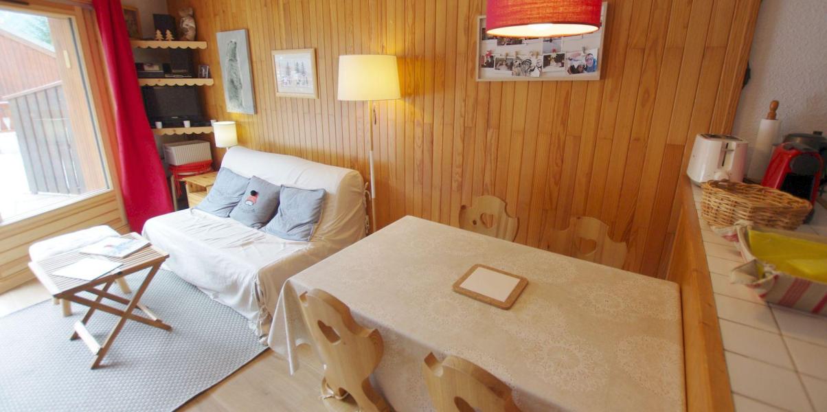 Rent in ski resort 2 room apartment sleeping corner 5 people (056CL) - Résidence le Centre - Champagny-en-Vanoise - Living room