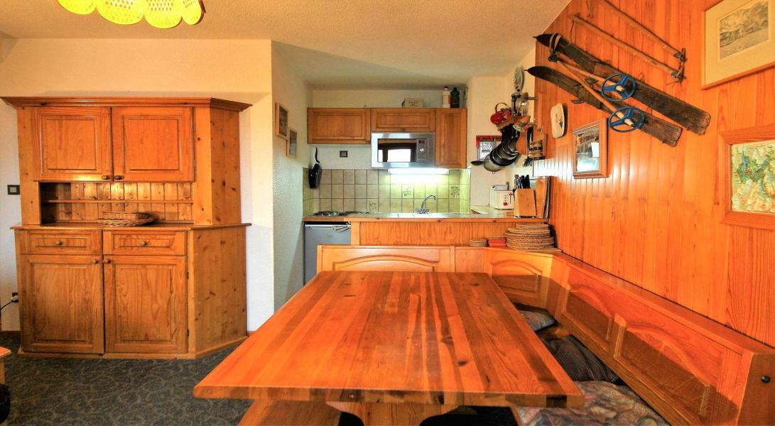 Ski verhuur Appartement 2 kabine kamers 6 personen (034CL) - Résidence le Centre - Champagny-en-Vanoise - Woonkamer