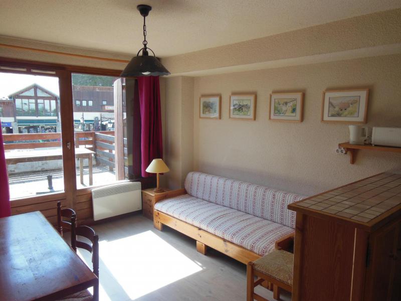Rent in ski resort Studio cabin 5 people (002CL) - Résidence le Centre - Champagny-en-Vanoise - Living room