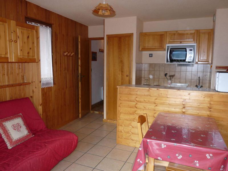 Rent in ski resort Studio sleeping corner 4 people (037CL) - Résidence le Centre - Champagny-en-Vanoise - Living room