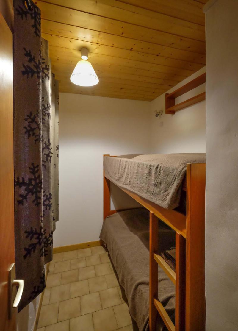 Rent in ski resort 3 room apartment 6 people (016CL) - Résidence Le Pointon - Champagny-en-Vanoise