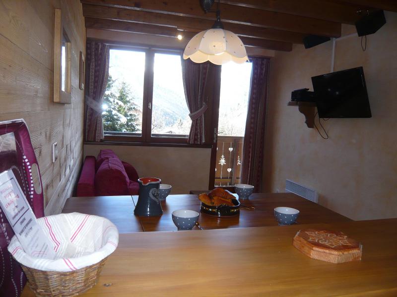 Alquiler al esquí Apartamento 3 piezas para 5 personas - Résidence les Edelweiss - Champagny-en-Vanoise - Mesa