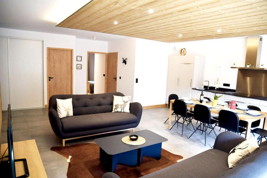 Rent in ski resort 4 room apartment sleeping corner 8 people (B11) - Résidence les Terrasses de la Vanoise - Champagny-en-Vanoise - Living room