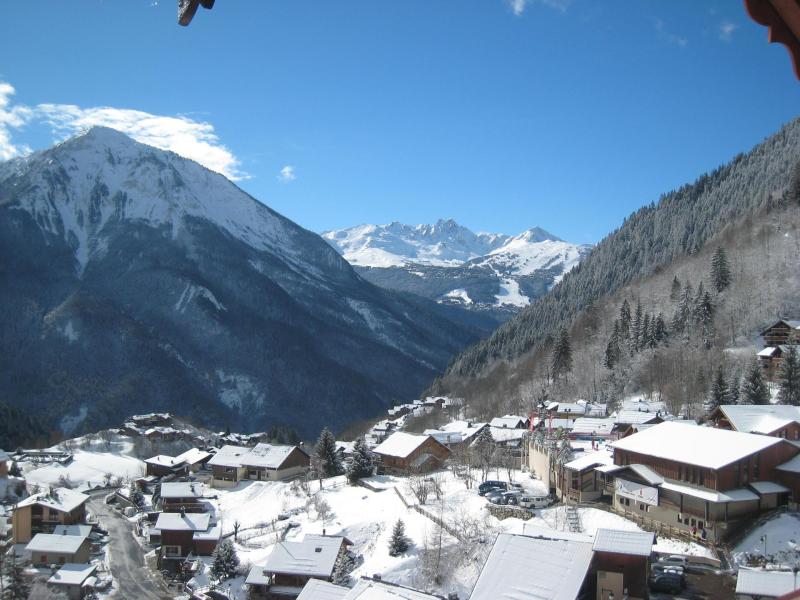 Vacances en montagne Appartement 4 pièces 6 personnes (12) - Résidence Tour du Merle - Champagny-en-Vanoise - Extérieur hiver