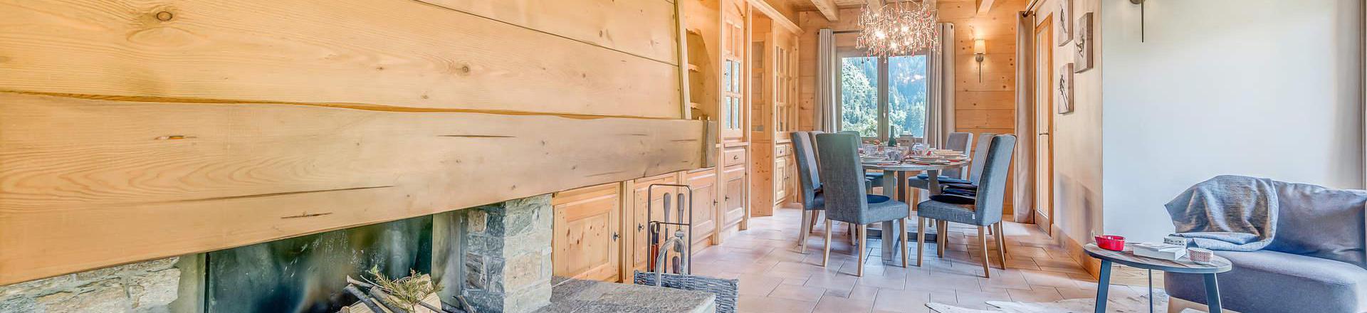 Rent in ski resort 7 room triplex chalet 10-12 people (CH) - Chalet Alideale - Champagny-en-Vanoise - Fireplace