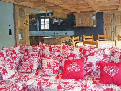 Rent in ski resort Chalet Bucher - Champagny-en-Vanoise - Settee