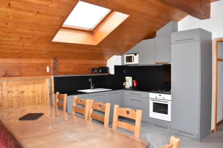 Rent in ski resort 5 room duplex apartment 10 people (3) - Chalet Cristal - Champagny-en-Vanoise - Kitchen