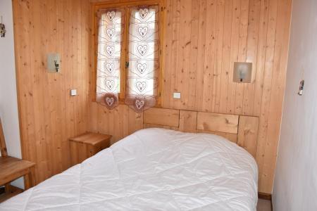 Rent in ski resort 5 room duplex apartment 10 people (4) - Chalet Cristal - Champagny-en-Vanoise - Bedroom