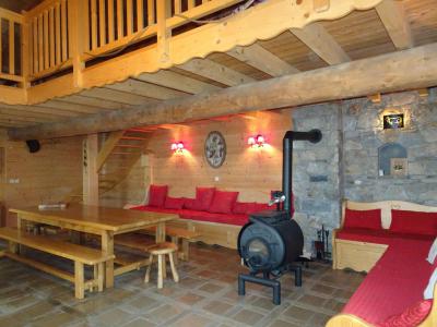 Rent in ski resort 2 room duplex chalet 8 people - Chalet la Ravière - Champagny-en-Vanoise - Living room