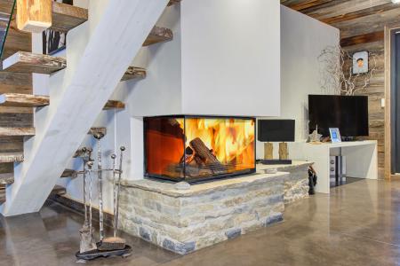 Rent in ski resort Chalet Mountain Paradise - Champagny-en-Vanoise - Fireplace