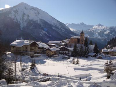 Vacanze in montagna Studio con alcova per 4 persone (CAMPANUL) - Résidence Flor'Alpes - Champagny-en-Vanoise - Esteriore inverno