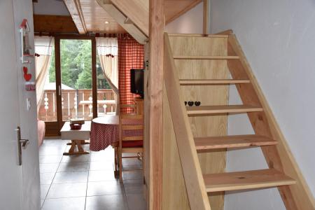 Location au ski Appartement 2 pièces 4 personnes (GENTIANE) - Résidence Flor'Alpes - Champagny-en-Vanoise - Escalier