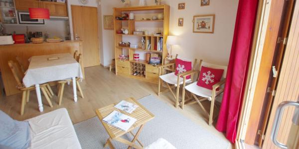 Rent in ski resort 2 room apartment sleeping corner 5 people (056CL) - Résidence le Centre - Champagny-en-Vanoise - Living room