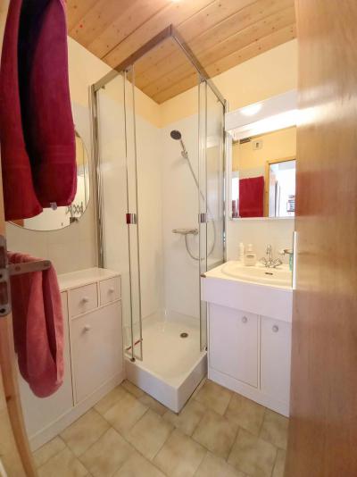 Rent in ski resort 3 room apartment 6 people (016CL) - Résidence Le Pointon - Champagny-en-Vanoise
