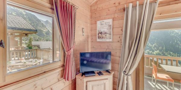 Rent in ski resort 4 room apartment 8 people (B32P) - Résidence les Alpages - Champagny-en-Vanoise