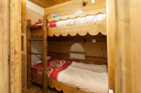Rent in ski resort 3 room apartment 4 people - Résidence les Edelweiss - Champagny-en-Vanoise - Bunk beds