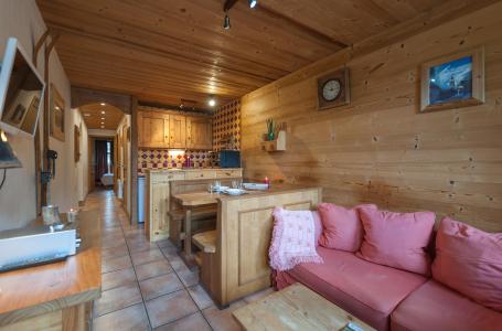 Rent in ski resort 3 room apartment 4 people - Résidence les Edelweiss - Champagny-en-Vanoise - Living room