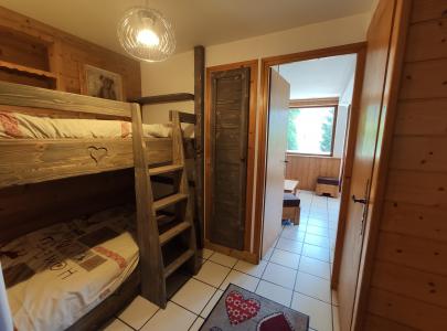 Rent in ski resort Studio 4 people - Résidence les Edelweiss - Champagny-en-Vanoise - Bunk beds