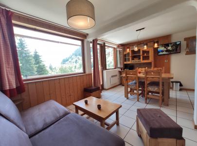 Rent in ski resort Studio 4 people - Résidence les Edelweiss - Champagny-en-Vanoise - Living room