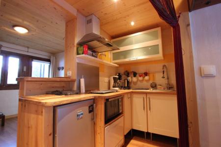 Rent in ski resort Studio sleeping corner 4 people (8) - Résidence Roche de Mio - Champagny-en-Vanoise - Kitchen