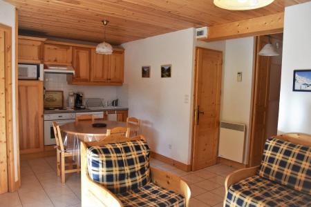 Rent in ski resort 3 room apartment 4 people (19) - Résidence Tour du Merle - Champagny-en-Vanoise - Living room
