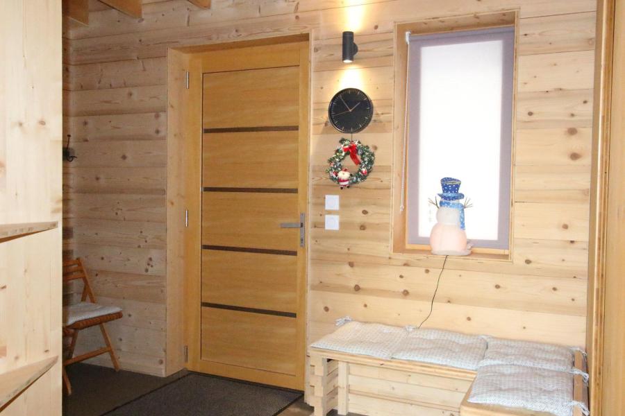 Soggiorno sugli sci Chalet su 2 piani 5 stanze per 12 persone - Chalet Bonhomme - Chamrousse - Entrata