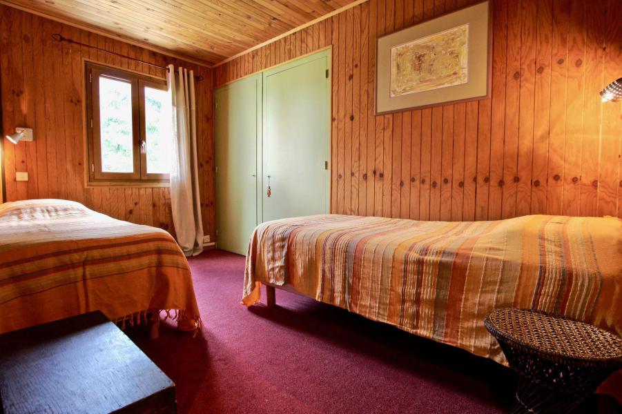 Rent in ski resort 4 room apartment 8 people (1) - Chalet Bout au Vent - Chamrousse - Bedroom