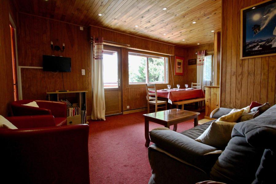 Rent in ski resort 4 room apartment 8 people (1) - Chalet Bout au Vent - Chamrousse - Living room