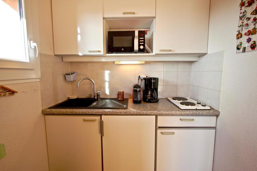 Rent in ski resort 2 room apartment 4 people (201) - L'AIGUILLE - Chamrousse - Kitchen
