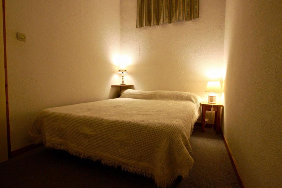 Skiverleih 2-Zimmer-Appartment für 5 Personen (108) - L'AIGUILLE - Chamrousse - Schlafzimmer