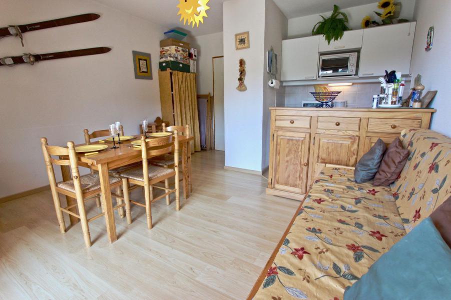 Skiverleih 2-Zimmer-Holzhütte für 6 Personen (111) - L'AIGUILLE - Chamrousse - Wohnzimmer