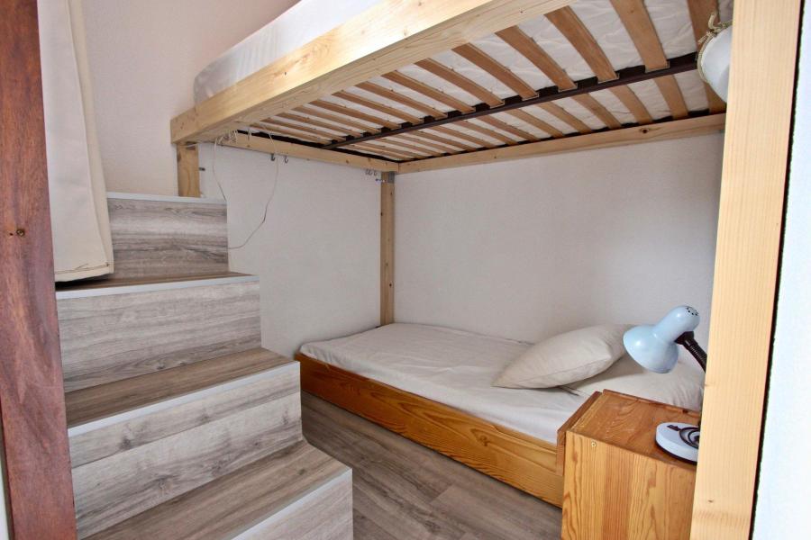 Rent in ski resort Studio cabin 4 people (409) - Résidence l'Edelweiss - Chamrousse - Cabin