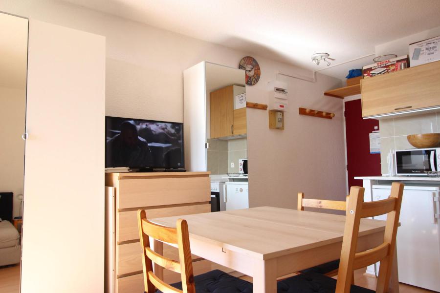 Skiverleih Studio Kabine für 4 Personen (608) - Résidence l'Edelweiss - Chamrousse - Wohnzimmer