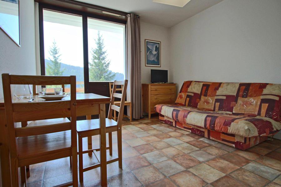 Rent in ski resort Studio 2 people (13) - Résidence l'Hippocampe - Chamrousse - Living room